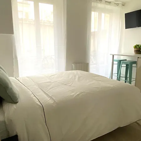 아파트 Beautiful Renovated Architect Studio